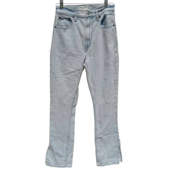 Abercrombie & Fitch The Slim Straight Ultra High Rise Size 26/2 Light Wash Slit - Picture 1 of 10